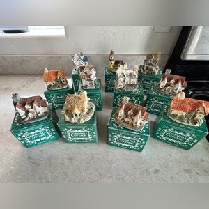 Cornwall Cottage Miniature Set- lot of 10- some duplicate- one damage in picture